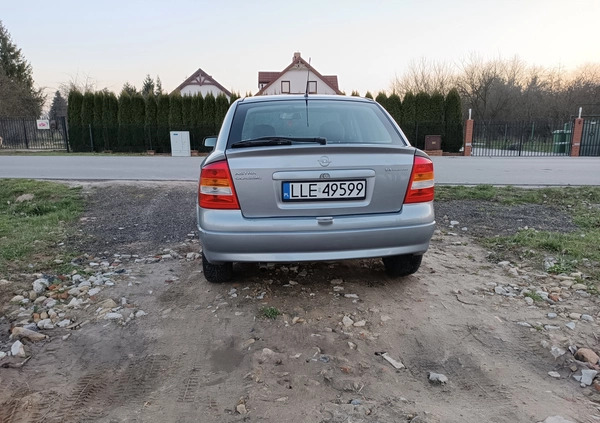 Opel Astra cena 5500 przebieg: 245662, rok produkcji 2006 z Łęczna małe 46